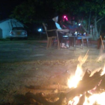 Attale Resort Tissamaharama Bagian luar foto